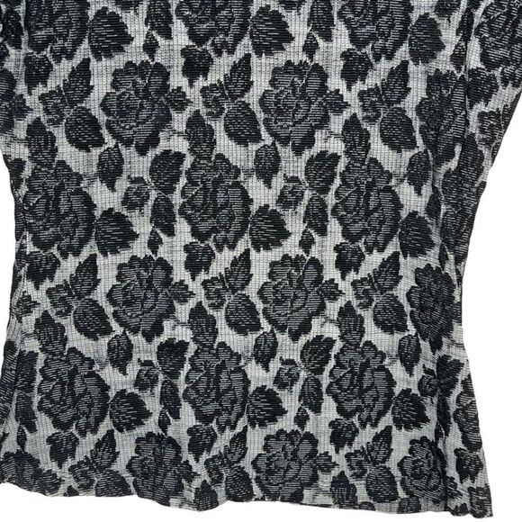 Van Tisse Top - Picture 5 of 5